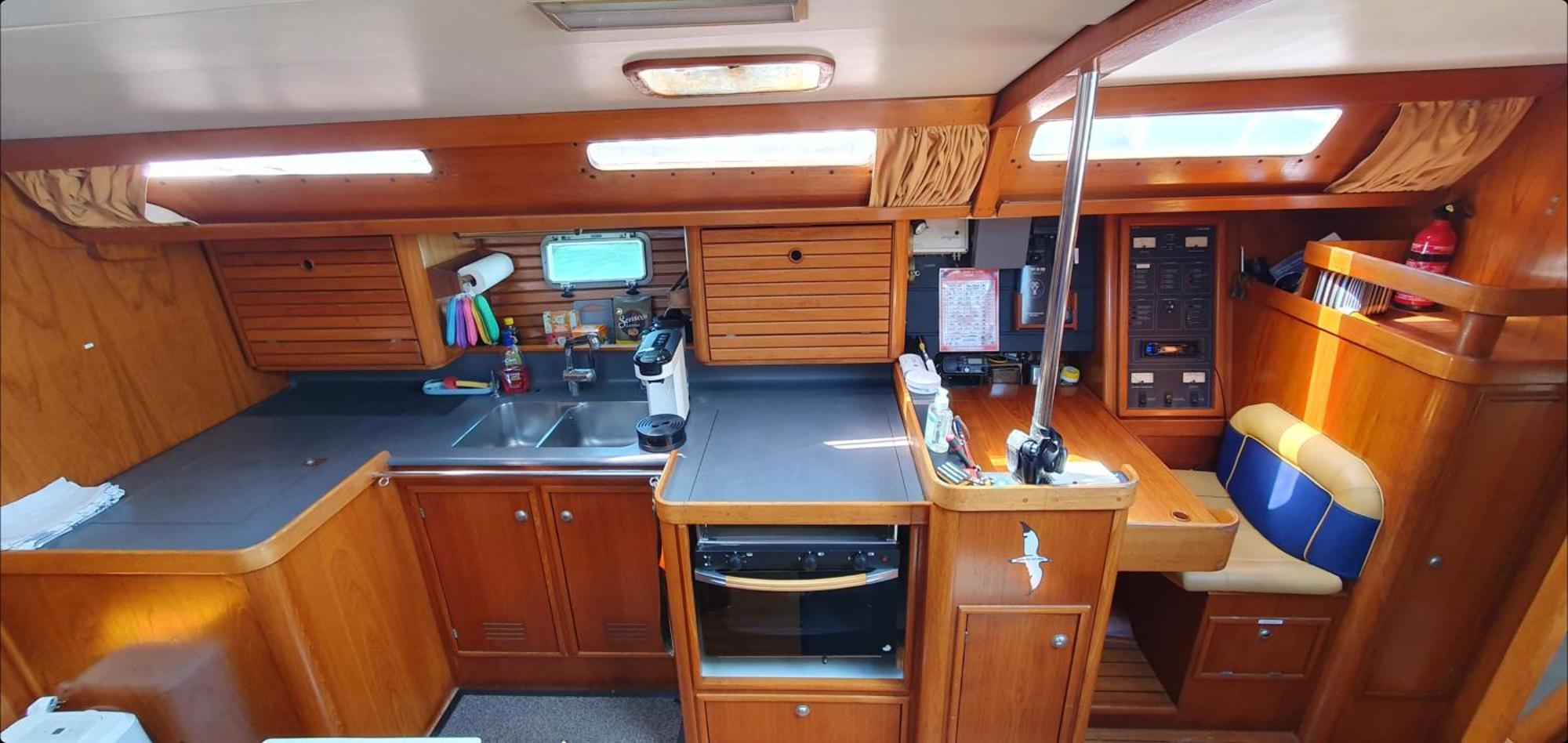Coriandre 2 - Dormir Sur Un Grand Voilier 9 Personnes By Nuits Au Port La Rochelle  Eksteriør billede