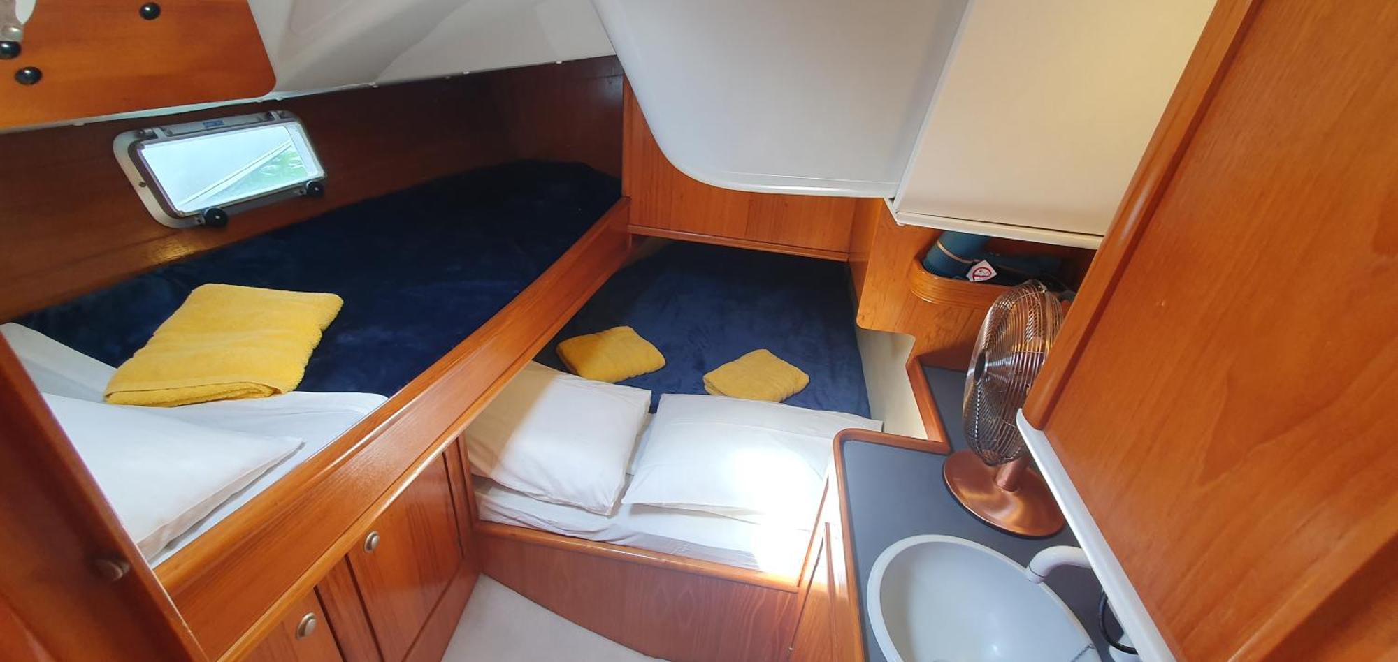 Coriandre 2 - Dormir Sur Un Grand Voilier 9 Personnes By Nuits Au Port La Rochelle  Eksteriør billede