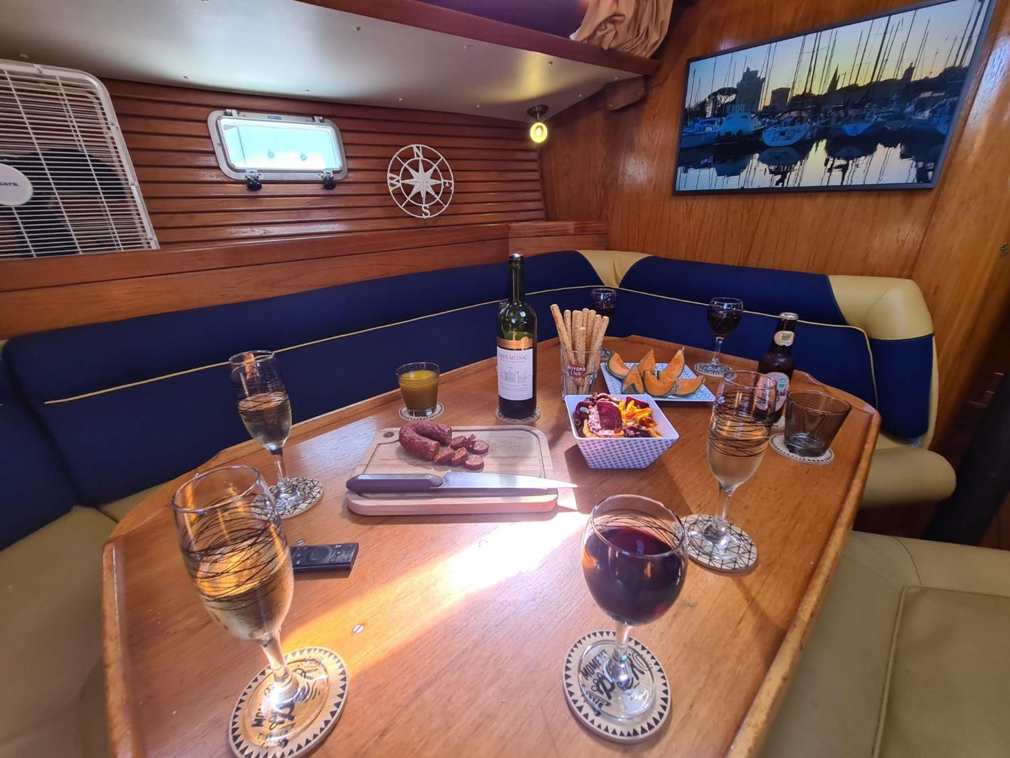 Coriandre 2 - Dormir Sur Un Grand Voilier 9 Personnes By Nuits Au Port La Rochelle  Eksteriør billede