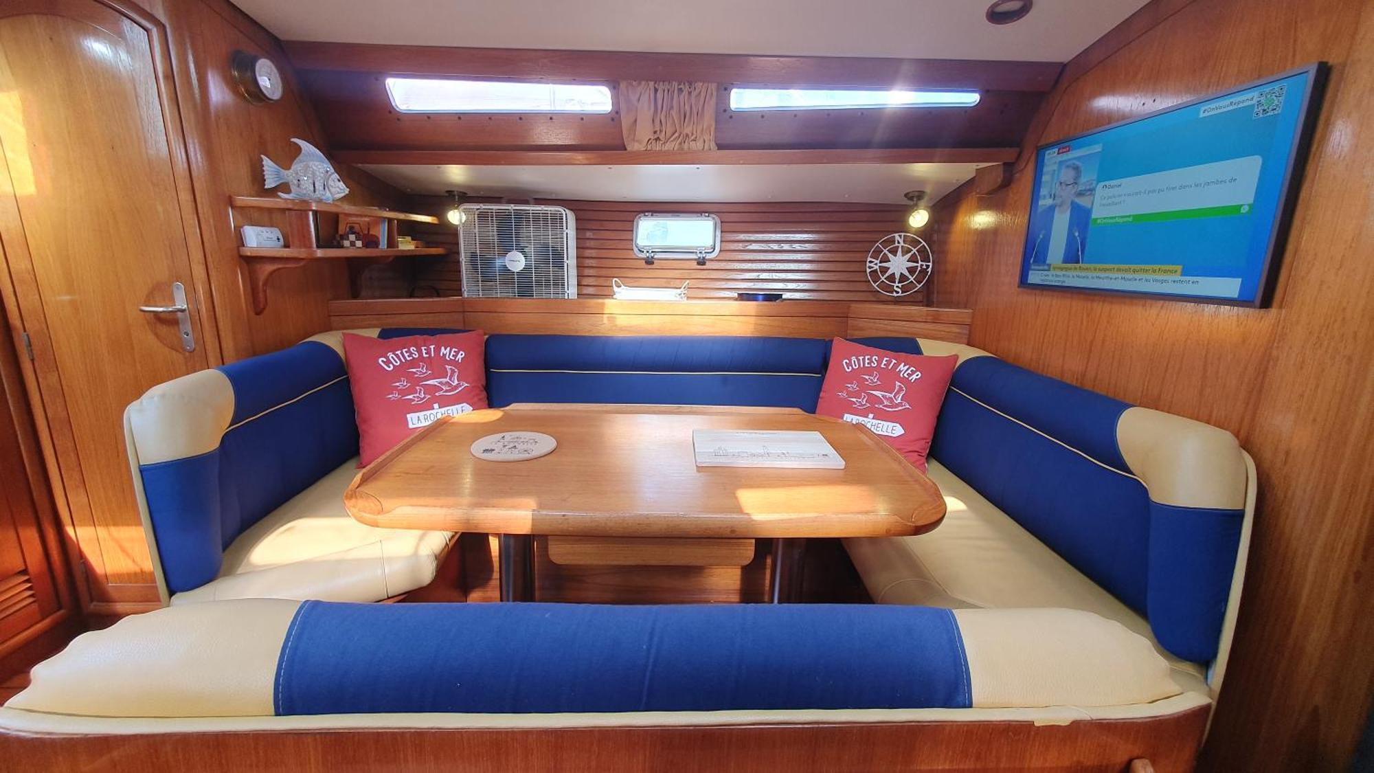 Coriandre 2 - Dormir Sur Un Grand Voilier 9 Personnes By Nuits Au Port La Rochelle  Eksteriør billede
